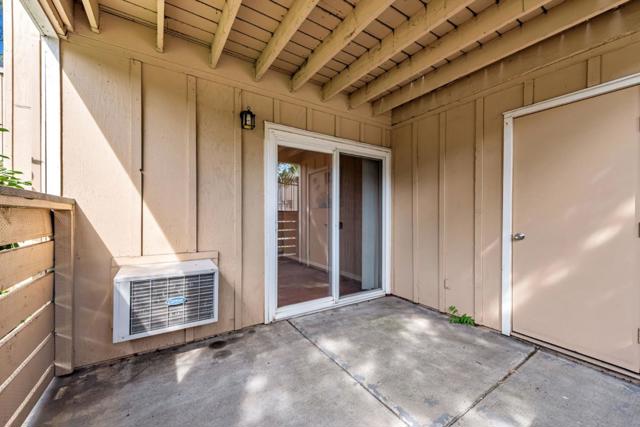 130 Monte Verano Court, San Jose CA: https://media.crmls.org/mediaz/ad32a9ab-7956-423b-af12-68920d2d5615.jpg