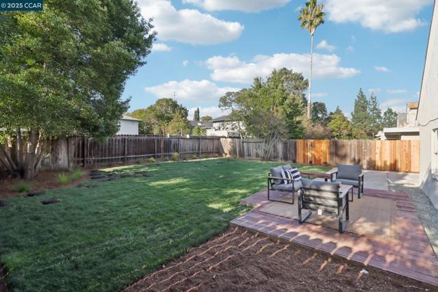 1467 Cape Cod Way, Concord CA: https://media.crmls.org/mediaz/ad32d03b-8ea6-45db-9bba-d71ed72e8d55.jpg