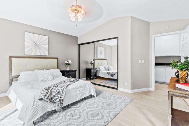 Detail Gallery Image 13 of 44 For 5940 Mission Center Rd #C,  San Diego,  CA 92123 - 2 Beds | 2/1 Baths