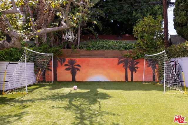 3739 Barry Avenue, Los Angeles CA: https://media.crmls.org/mediaz/ad3344ed-eb5c-4974-87e3-5a754e419dc4.jpg