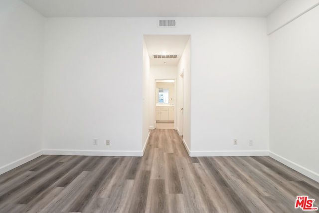 Drew Fenton | 11920 Goshen Avenue Los Angeles CA | MLS: 7426301 Drew Fenton | 11920 Goshen Avenue Los Angeles CA | MLS: 7426301