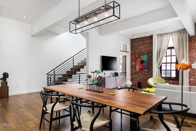 940 E 2nd Street, Los Angeles CA: https://media.crmls.org/mediaz/ad351f6a-429b-4469-8d8f-69be1d18e01b.jpg