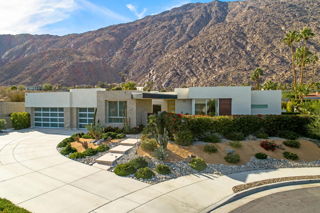 583 Polaris Court, Palm Springs, CA 92264