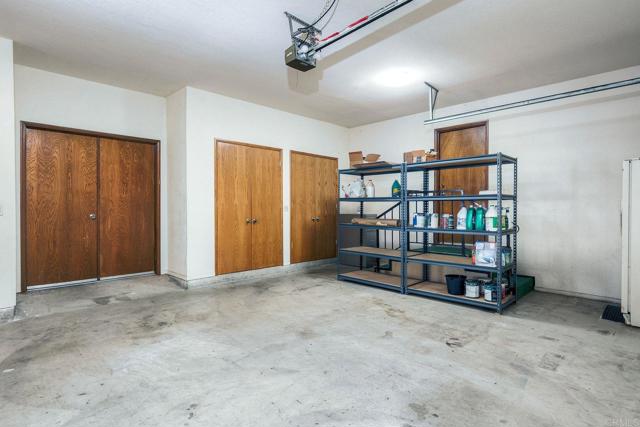 1650 Elevado Road, Vista CA: https://media.crmls.org/mediaz/ad365323-1f7f-4a80-a79d-18b5b27546da.jpg