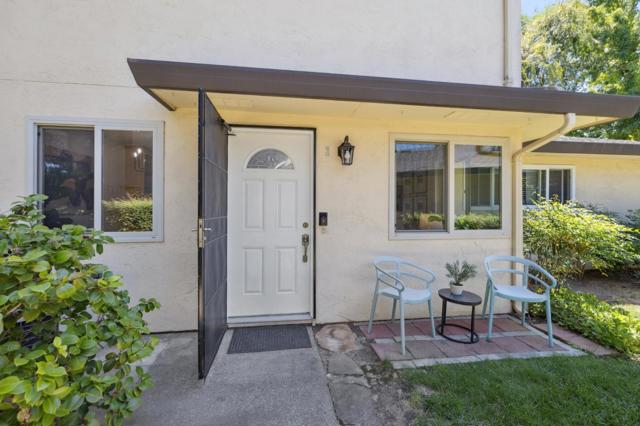 390 N 1st Street, Campbell CA: https://media.crmls.org/mediaz/ad36e86b-ce37-4c2c-96e1-f6223abe83ea.jpg