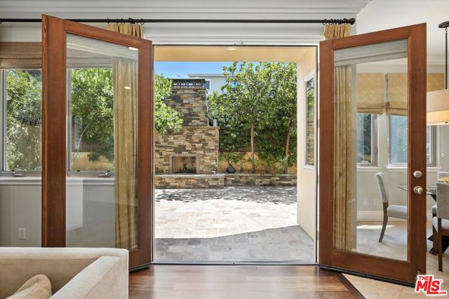 3200 Elm Avenue, Manhattan Beach, California 90266, 5 Bedrooms Bedrooms, ,4 BathroomsBathrooms,Residential,For Sale,Elm,25584821