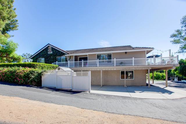 Detail Gallery Image 6 of 72 For 366 Vista Del Indio, Fallbrook,  CA 92028 - 3 Beds | 2 Baths