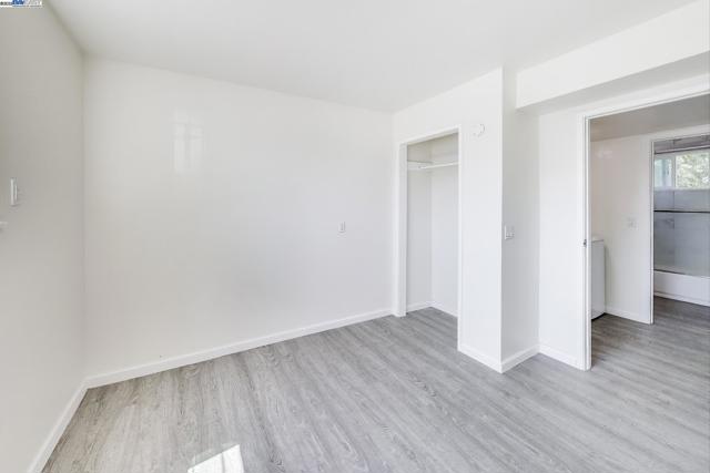4435 Cambria St, Fremont CA: https://media.crmls.org/mediaz/ad3814f9-bf48-4e56-bec1-78450e30c41c.jpg
