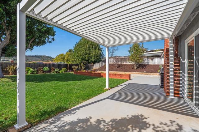 Detail Gallery Image 27 of 30 For 2049 Camino Dr, Escondido,  CA 92026 - 2 Beds | 2 Baths