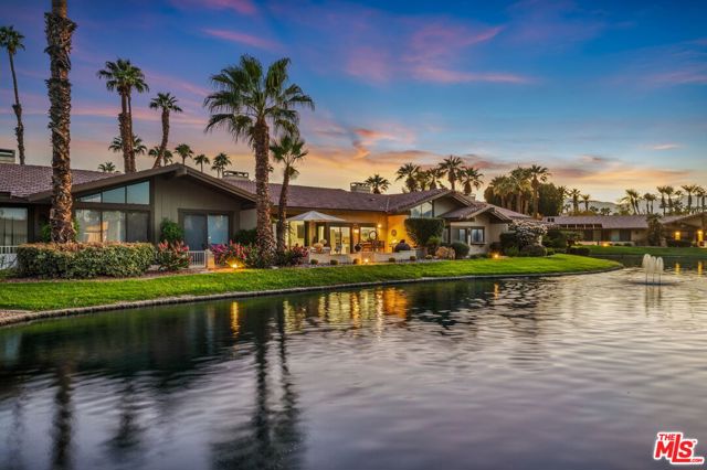84 Running Springs Drive, Palm Desert CA: https://media.crmls.org/mediaz/ad395b02-786d-45a3-8dc9-d566dc615acb.jpg