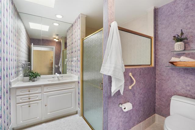 549 Eldorado Drive, Escondido CA: https://media.crmls.org/mediaz/ad39763c-999e-429f-8072-19fb6029dcd6.jpg