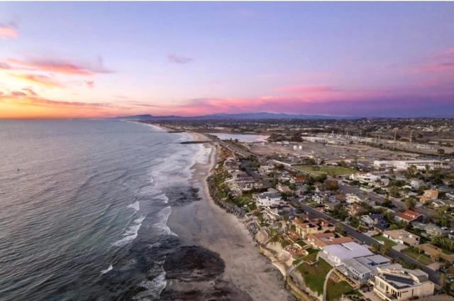 5301 Los Robles Dr, Carlsbad CA: https://media.crmls.org/mediaz/ad397ee9-c2d2-4305-a35c-c66f6b2403f9.jpg