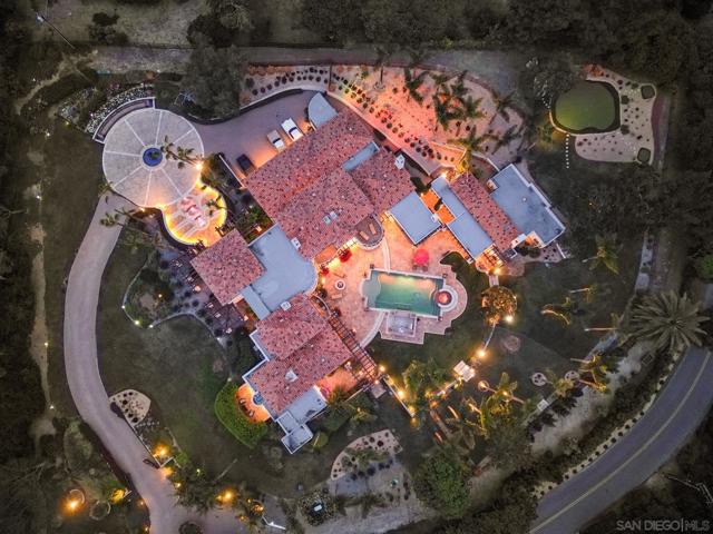 16756 Los Morros, Rancho Santa Fe, California 92067, 7 Bedrooms Bedrooms, ,8 BathroomsBathrooms,Single Family Residence,For Sale,Los Morros,250017633SD