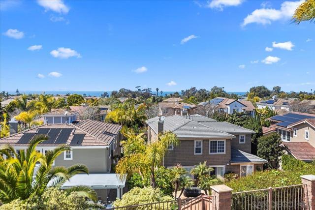 622 Brae Mar Ct, Encinitas CA: https://media.crmls.org/mediaz/ad3ab6c7-568c-4fc1-ba77-66e7d696939a.jpg