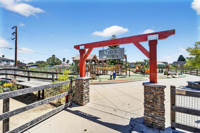 2958 Leotar Circle, Santa Cruz CA: https://media.crmls.org/mediaz/ad3accb6-8ec8-4558-8fbb-cbe5139c33c4.jpg