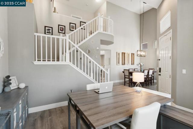 96 Heritage Way, Brentwood CA: https://media.crmls.org/mediaz/ad3b0a2b-b84f-4483-98be-e6b3d072efcb.jpg