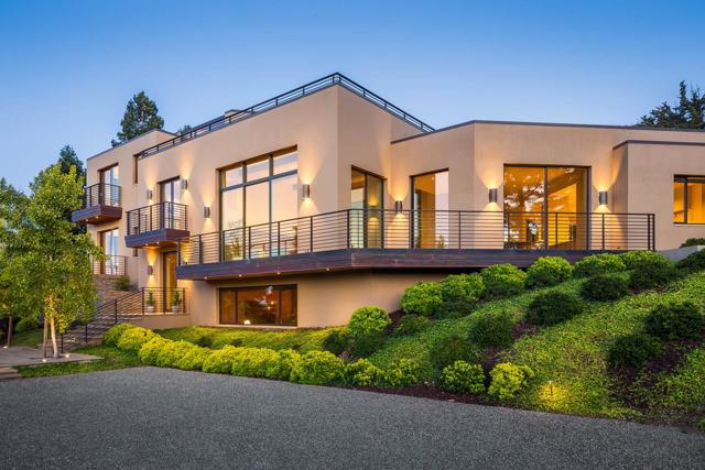 130 New Place Road, Hillsborough CA: https://media.crmls.org/mediaz/ad3b3561-7c29-4ec0-afce-2292eae04de6.jpg