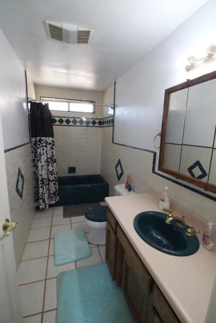 605 N Mildred Avenue, King City CA: https://media.crmls.org/mediaz/ad3ca561-c380-4107-92ad-3e32fb0f4f7c.jpg