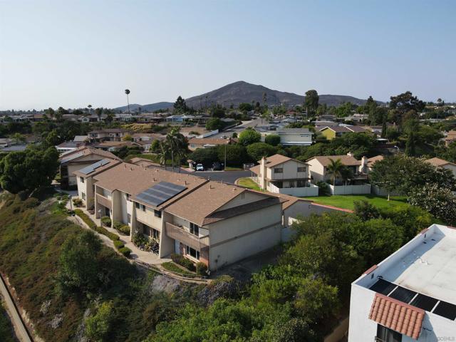 5800 Lake Murray Blvd, La Mesa CA: https://media.crmls.org/mediaz/ad3d38da-5024-4b53-95b1-aeca62401247.jpg