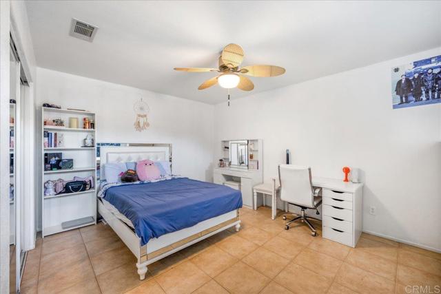 44364 Kingston Drive, Temecula CA: https://media.crmls.org/mediaz/ad3e75fe-2326-4717-b833-e97d3b1e41f4.jpg