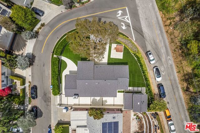 Drew Fenton | 266 Mabery Road Santa Monica CA | MLS: 7395913