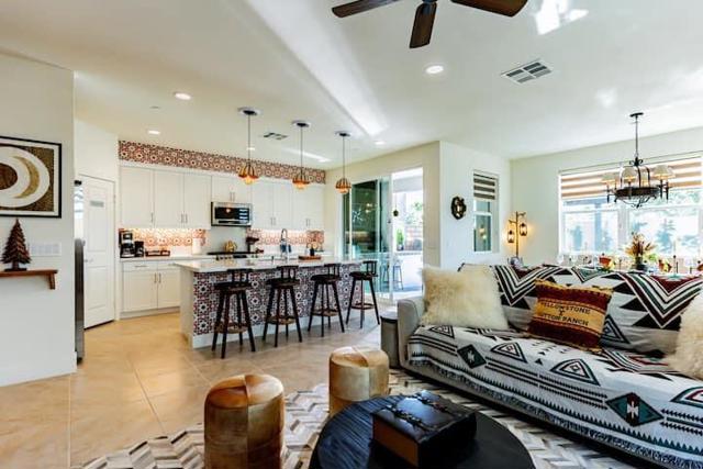 43295 Passagio Lago Way, Indio CA: https://media.crmls.org/mediaz/ad3fa344-4220-4f82-ae24-7d574343acef.jpg