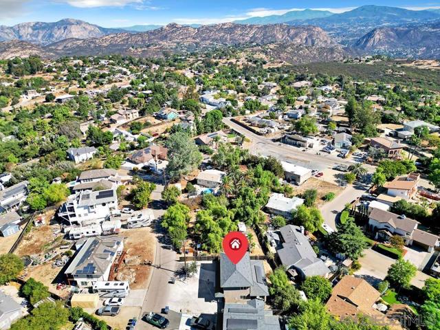 130 Scenic Dr, El Cajon CA: https://media.crmls.org/mediaz/ad4036b7-d0f1-47dc-8ea4-4e7f8d0384a8.jpg