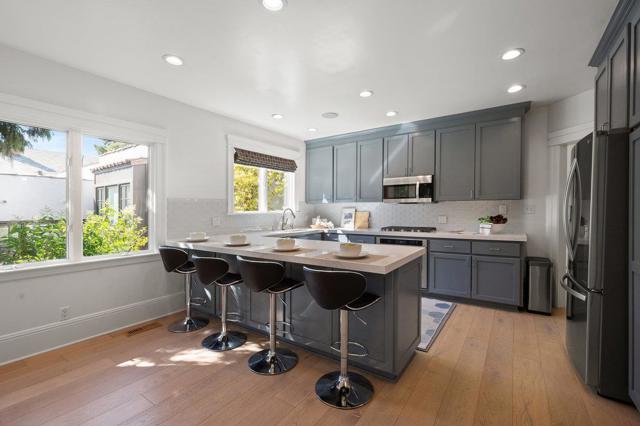 1308 Montero Avenue, Burlingame CA: https://media.crmls.org/mediaz/ad40b716-cbb4-4239-a6cd-bb2b753541d8.jpg