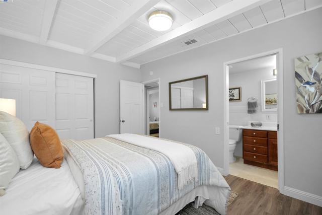 Image 23 of 42 For 38392 Nebo Dr
