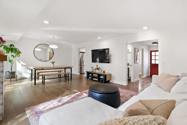 435 Alberto Way, Los Gatos CA: https://media.crmls.org/mediaz/ad417eaa-184a-45c6-b263-36e5225cd72e.jpg