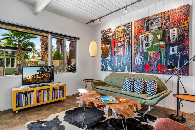 1611 S Calle Palo Fierro #4, Palm Springs, CA 92264