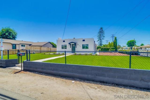 2780 Buena Vista, Lemon Grove CA: https://media.crmls.org/mediaz/ad42a854-109a-4fbc-b519-2de64d895f7f.jpg