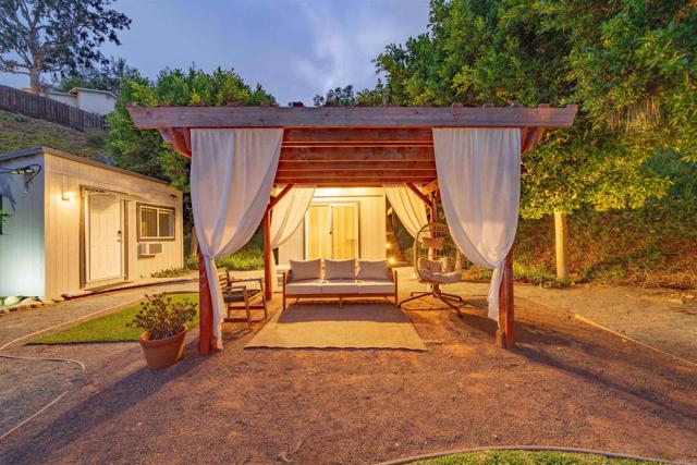 Image 27 of 47 For 3876 Mount Albertine Avenue