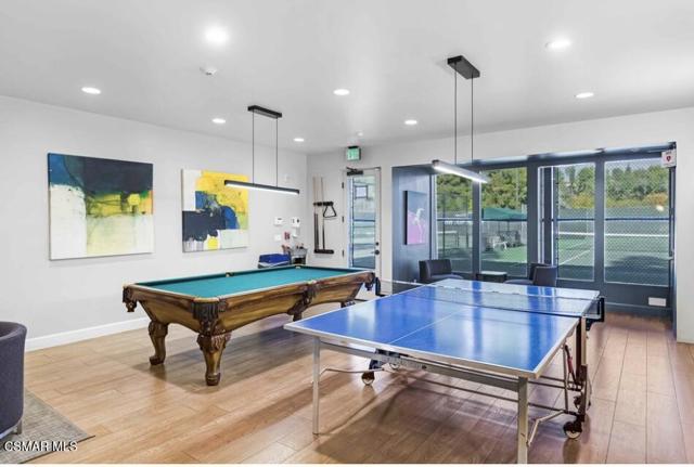 2457 Angelo Drive, Los Angeles CA: https://media.crmls.org/mediaz/ad43a219-caa5-4637-97dd-4dfdf1180392.jpg