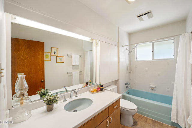 Detail Gallery Image 22 of 41 For 194 Dean Ct, Ventura,  CA 93003 - 4 Beds | 2/1 Baths