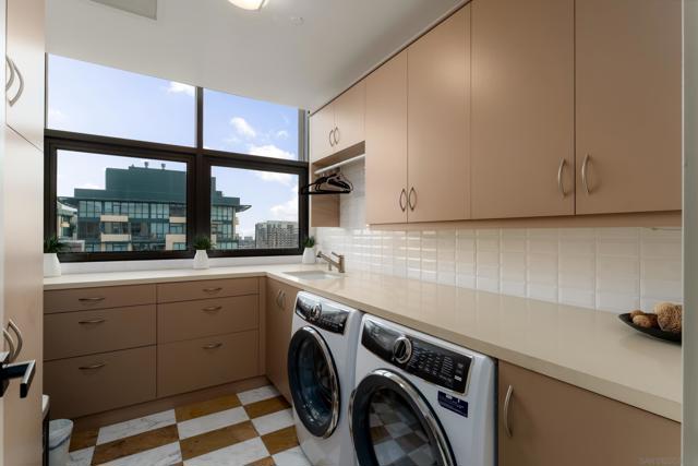 Image 60 of 66 For 645 Front St  2204