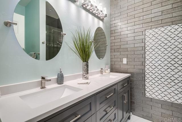 Home for Sale in Alpine