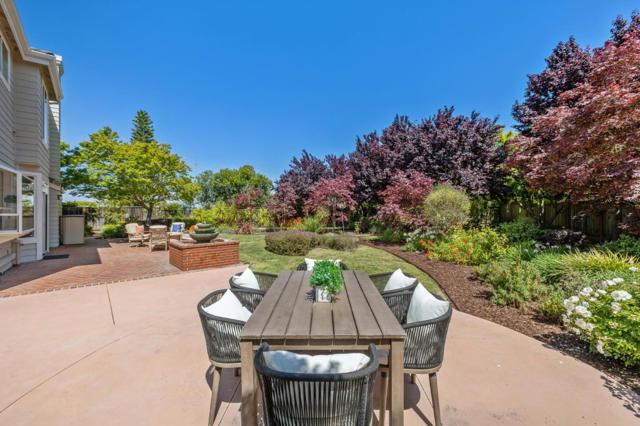 910 Governors Bay Drive, Redwood City CA: https://media.crmls.org/mediaz/ad47fde8-9652-43f1-9e75-fa1453796400.jpg