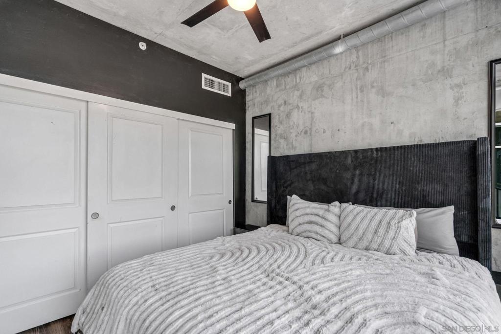 1080 Park Blvd - photo 16