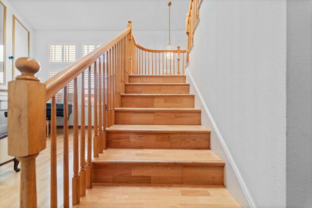 70 Meadowland Drive, Milpitas CA: https://media.crmls.org/mediaz/ad494586-1099-4363-b6b4-5919033d6e6a.jpg