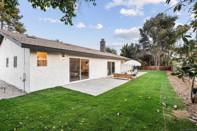 3226 Summit Drive, Escondido CA: https://media.crmls.org/mediaz/ad4bbf40-2cd0-42ce-ac8d-7667f915f1f3.jpg