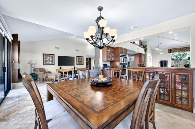 26 Alta Vista, Rancho Mirage CA: https://media.crmls.org/mediaz/ad4cec58-daa5-4ab0-bffa-55f59db65122.jpg