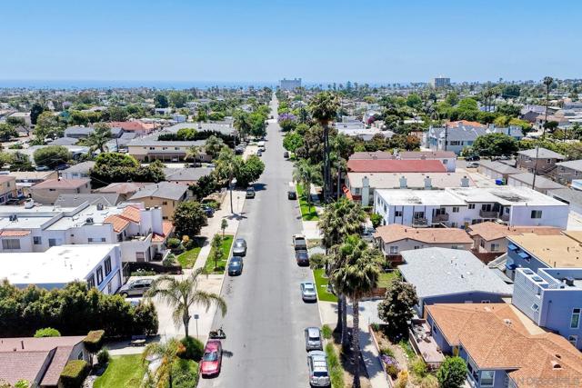 1538 Missouri Street, San Diego CA: https://media.crmls.org/mediaz/ad4d0af5-4370-461d-a6b0-e09d9714ae82.jpg