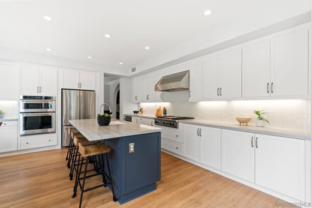 2848 Camino Serbal, San Diego CA: https://media.crmls.org/mediaz/ad4e663f-cdc6-49e7-aaeb-d838e279c48b.jpg
