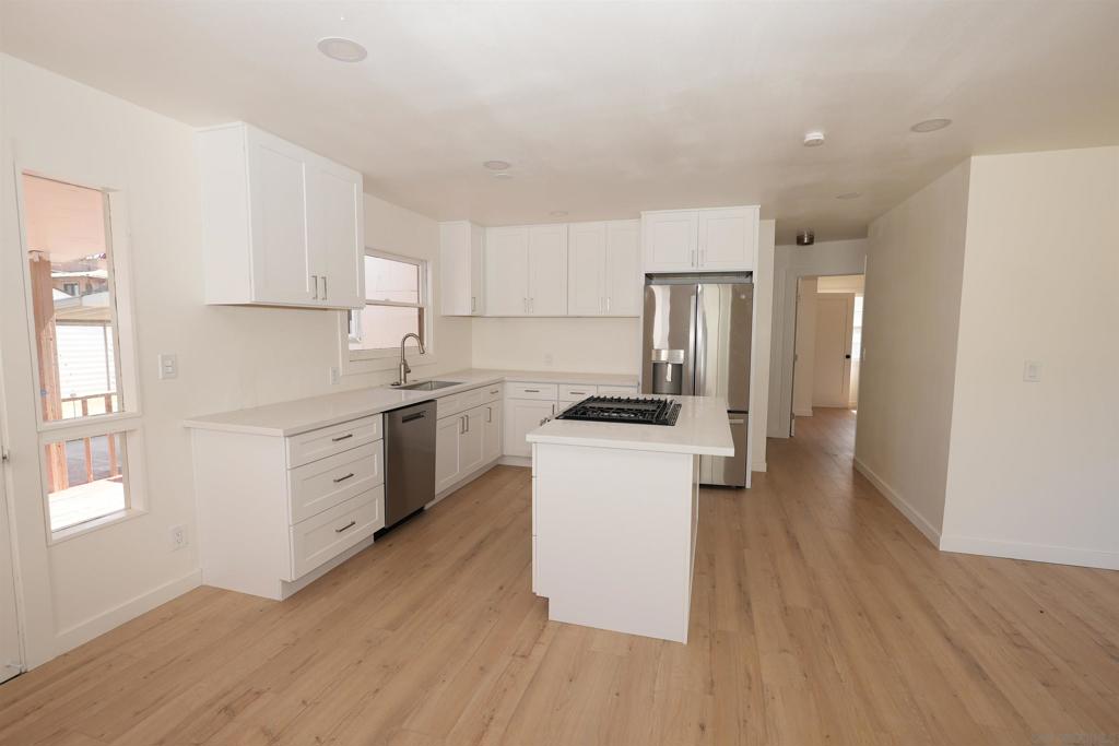 1021 Reed - photo 4
