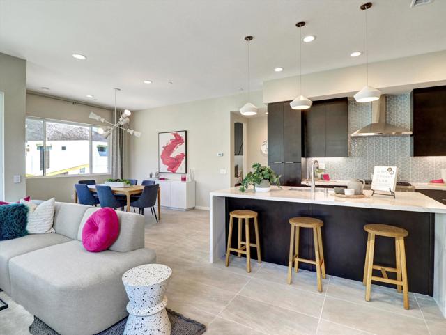 798 Obsidian Loop E, Palm Springs, CA 92264