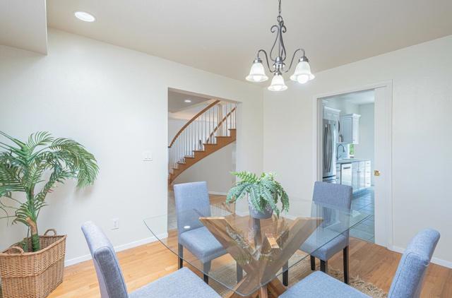175 Tamarack Drive, Aptos CA: https://media.crmls.org/mediaz/ad516976-6186-47c7-86f2-349ea3891a3e.jpg