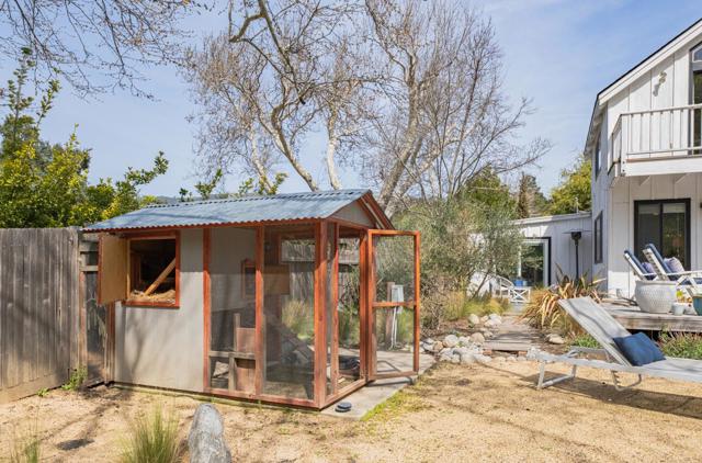 75 Paso Hondo, Carmel Valley CA: https://media.crmls.org/mediaz/ad52ce34-6bc6-4ef8-b1aa-a7ed9d81ff91.jpg
