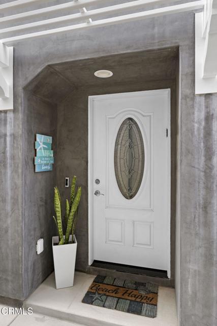 Detail Gallery Image 5 of 59 For 104 La Brea St, Oxnard,  CA 93035 - 3 Beds | 3/1 Baths