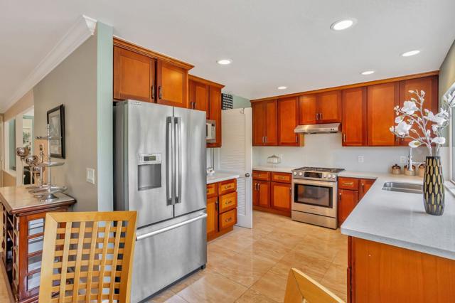 7179 Via Maria, San Jose CA: https://media.crmls.org/mediaz/ad539558-429b-4c3b-9145-185cf03f9af7.jpg